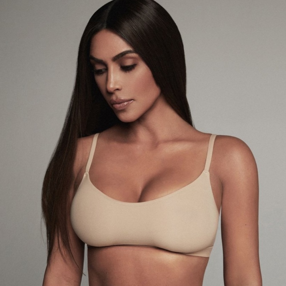 SKIMS FITS EVERYBODY SCOOP NECK BRA